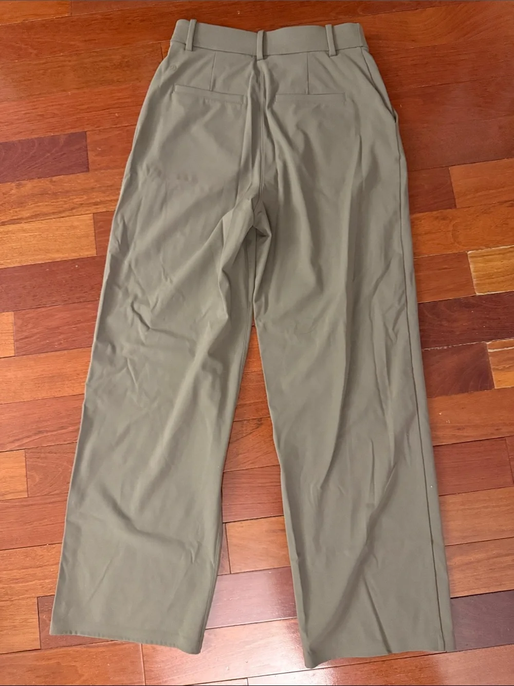 lululemon athletica Daydrift™ HR Straight-Leg Trouser *Short